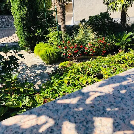 Apartamento N&m Omišalj